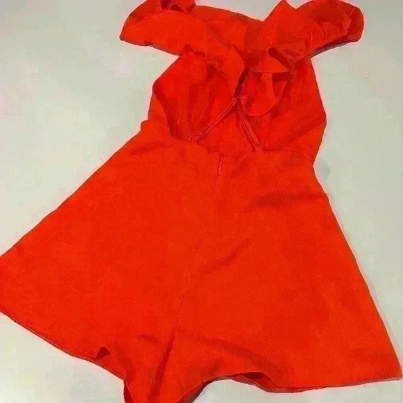 DO+BE Red Romper Size Small - Picture 3 of 3